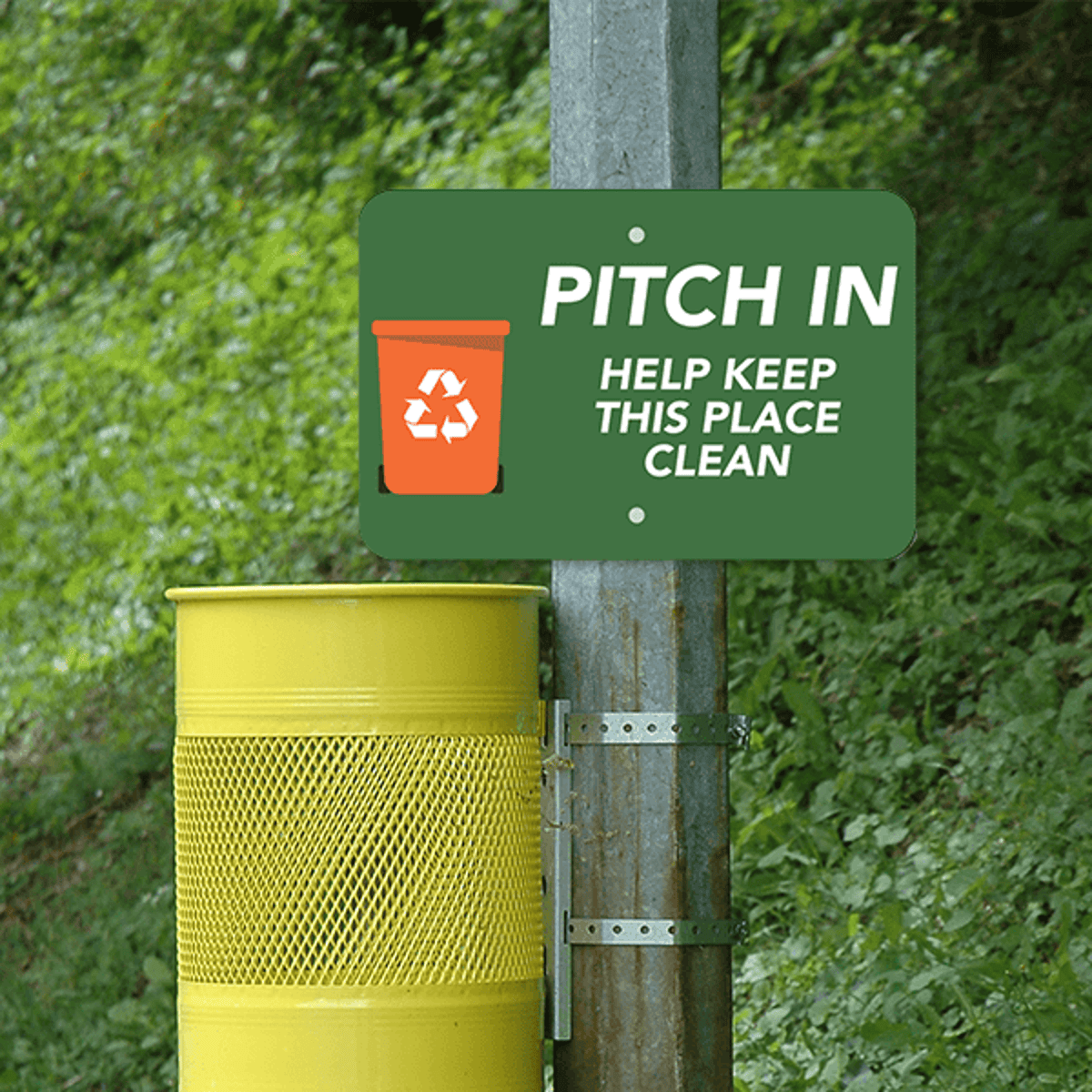 Mounted Horizontal Pitch In Recycling Sign