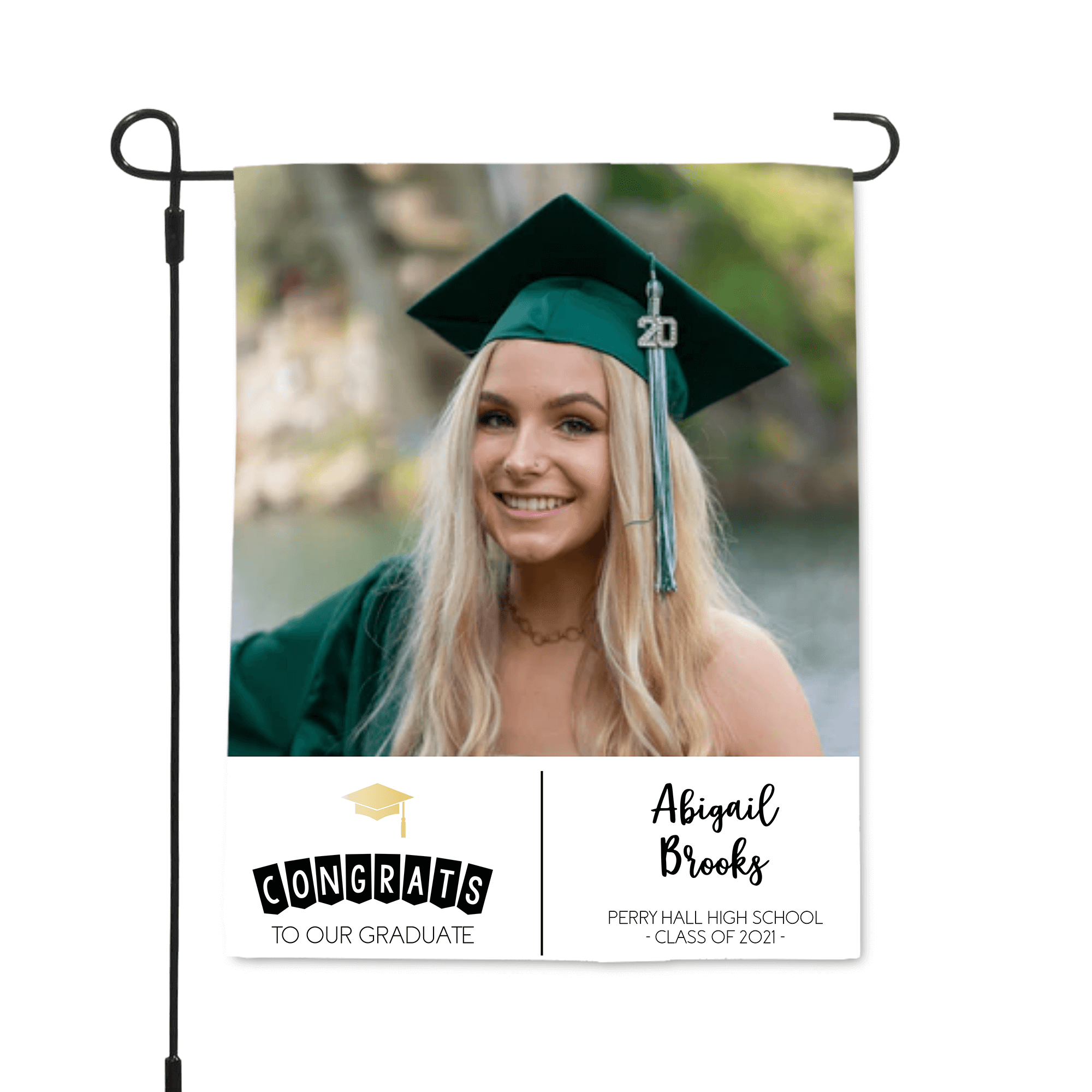 2021 Graduation Gold Cap Garden Flag