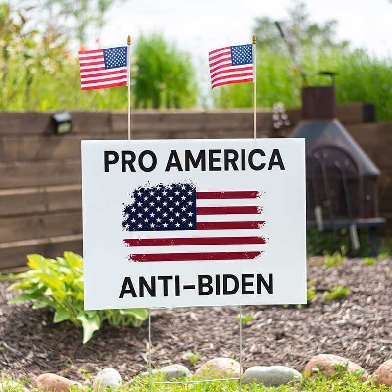 Set of American Flags Add On
